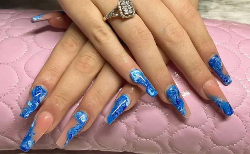 coffin royal blue nails